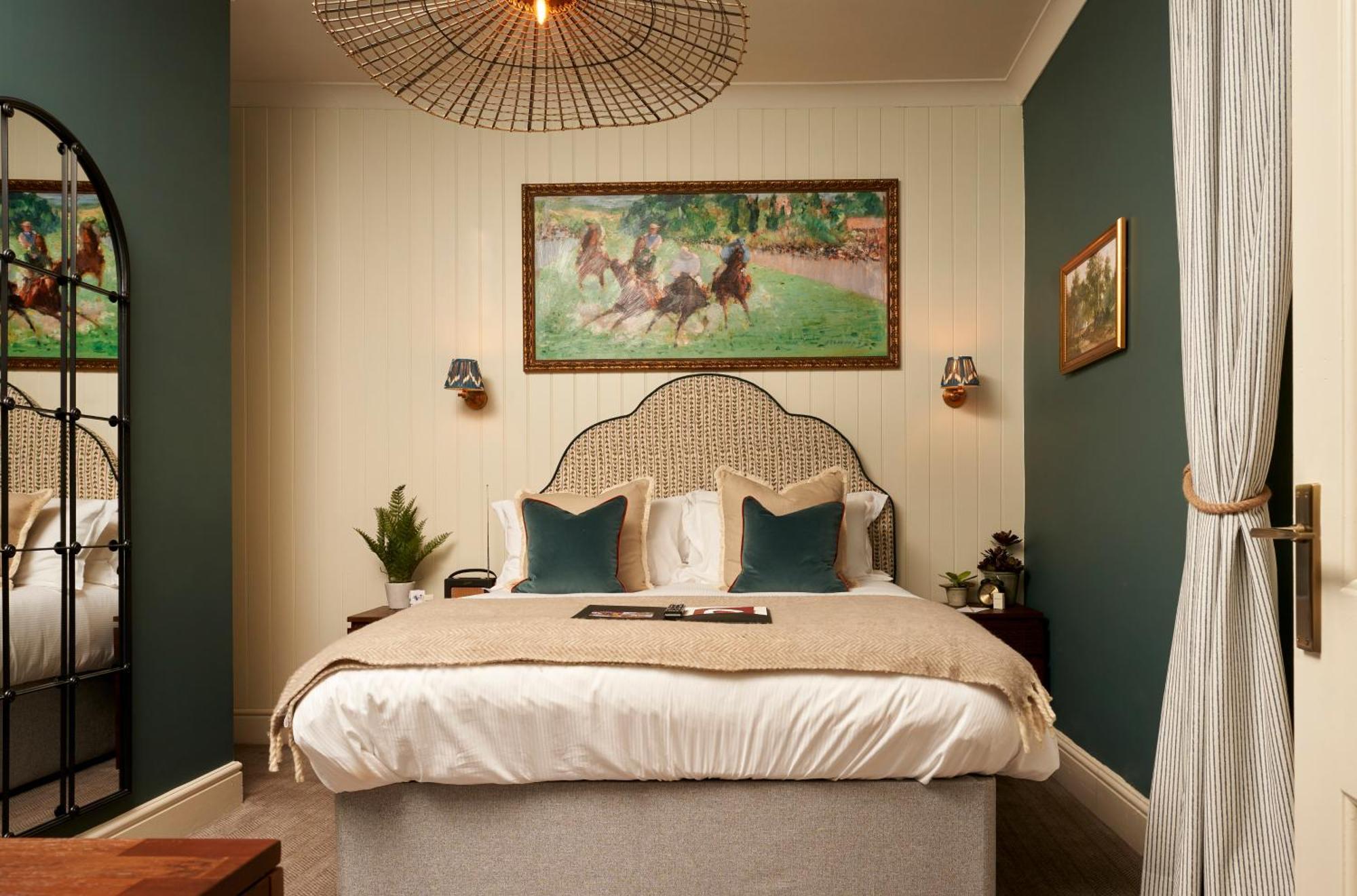 The Lion Inn วินช์คอมบ์ ภายนอก รูปภาพ
